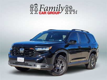 Used 2025 Honda Pilot TrailSport