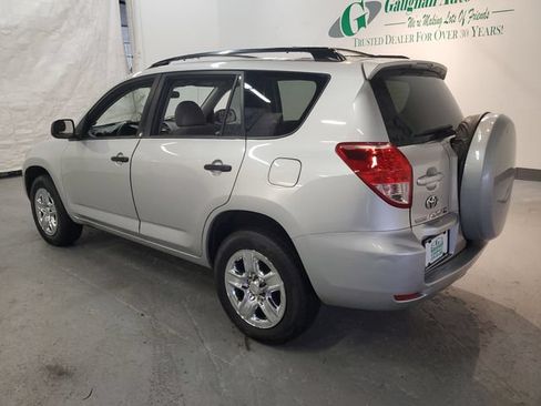 Used 2007 Toyota RAV4 4WD V6 w/ 3rd Row image 4