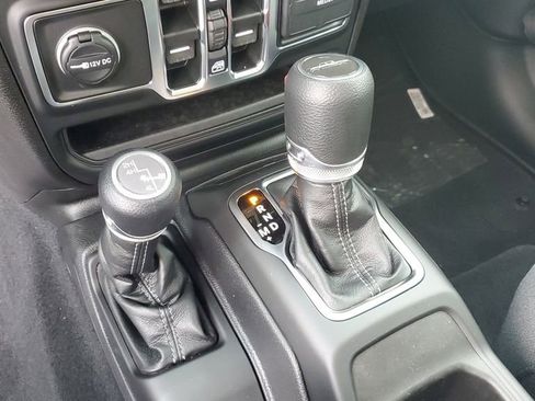 New 2026 Jeep Gladiator Sport image 25