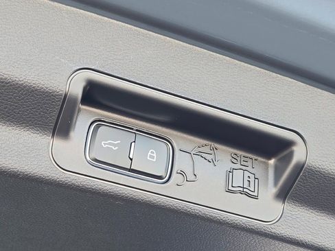 New 2026 Ford Explorer ST-Line image 15