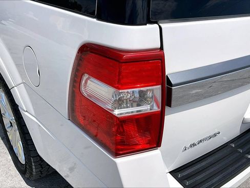 Used 2017 Ford Expedition EL Limited w/ Equipment Group 301A AWD/4WD image 22