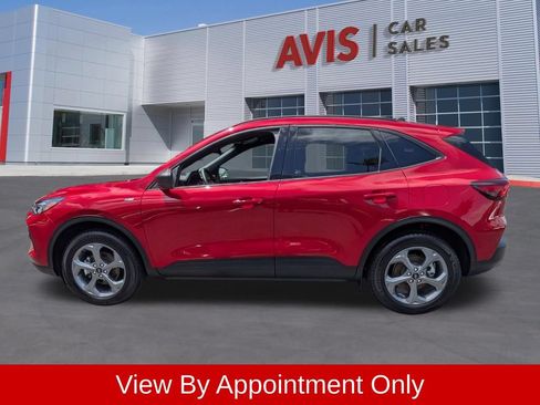 Used 2025 Ford Escape ST-Line AWD/4WD image 11