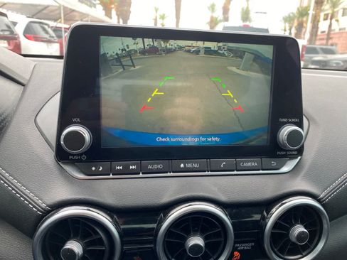 Used 2022 Nissan Sentra SV FWD image 15