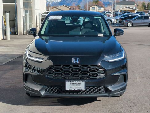 Used 2025 Honda HR-V LX image 12