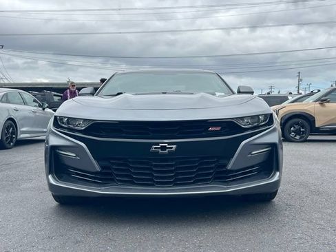 Used 2019 Chevrolet Camaro SS RWD image 4