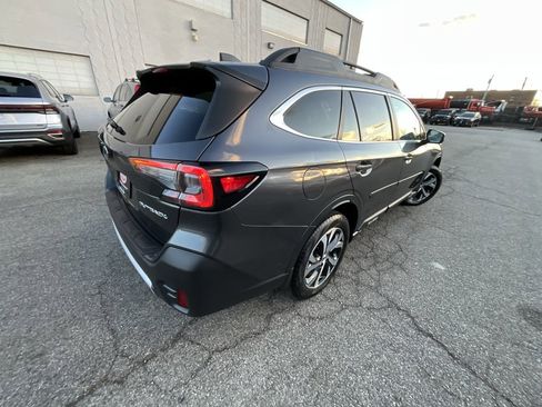 Used 2022 Subaru Outback Limited image 8