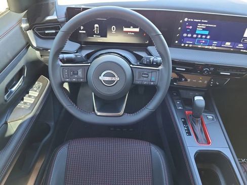 New 2026 Nissan Kicks SR w/ Cold Weather Package image 9