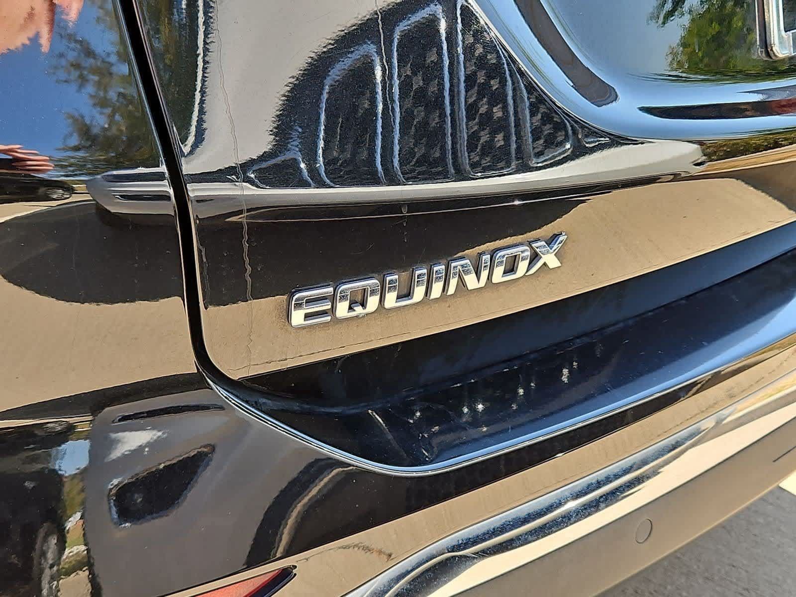 Used 2018 Chevrolet Equinox LT FWD image 12
