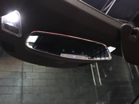 Used 2019 Chevrolet Corvette Stingray Convertible w/ 2LT Preferred Equipment Group image 33