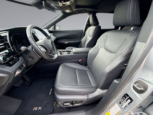 Used 2025 Lexus RX 350 Premium w/ Accessory Package (Z1) FWD image 30