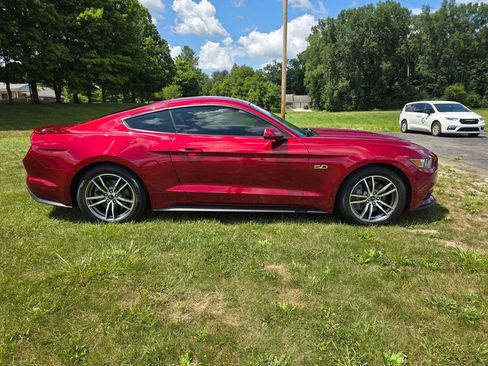 Used 2015 Ford Mustang GT Premium RWD image 8