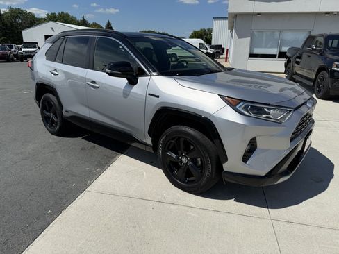 Used 2020 Toyota RAV4 XSE w/ XSE Grade Weather Package AWD/4WD image 1
