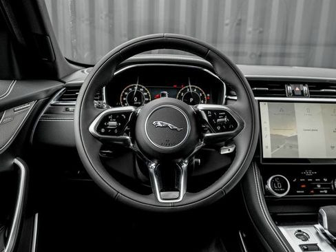 New 2026 Jaguar F-PACE R-Dynamic S image 17