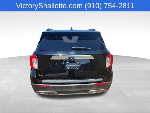 Used 2021 Ford Explorer XLT w/ Equipment Group 202A RWD image 26