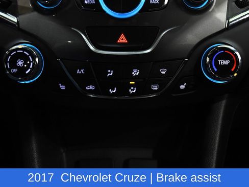 Used 2017 Chevrolet Cruze LT w/ Sun And Sound Package image 20