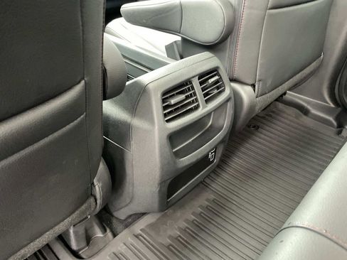 Used 2023 Honda Ridgeline Black Edition image 14