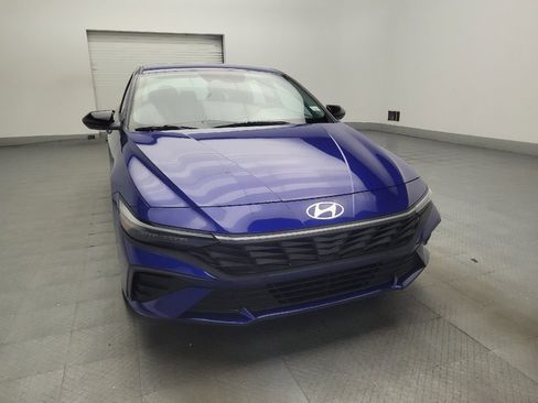Used 2025 Hyundai Elantra Sport FWD image 14