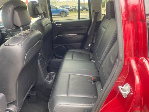 Used 2016 Jeep Compass High Altitude image 13