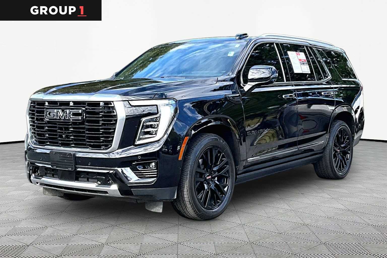 Used 2025 GMC Yukon Denali Ultimate AWD/4WD image 1