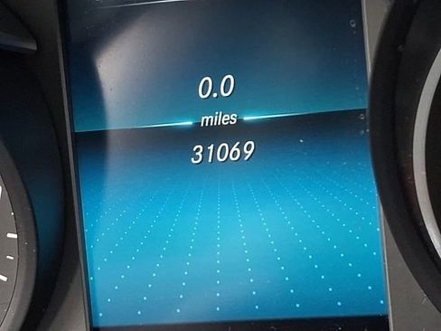 Used 2022 Mercedes-Benz GLC 300 4MATIC image 20