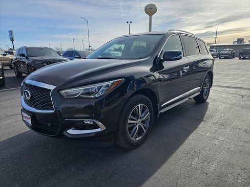 Used 2020 INFINITI QX60 Luxe w/ Essential Package image 7