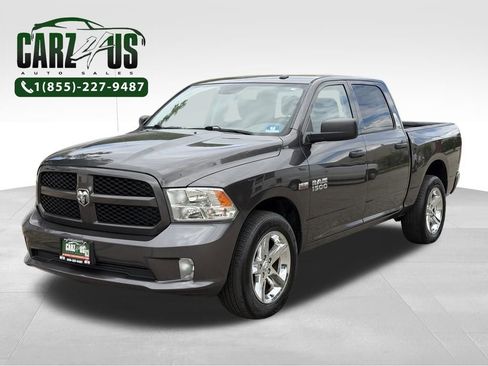 Used 2018 RAM 1500 Express w/ Express Value Package AWD/4WD image 1