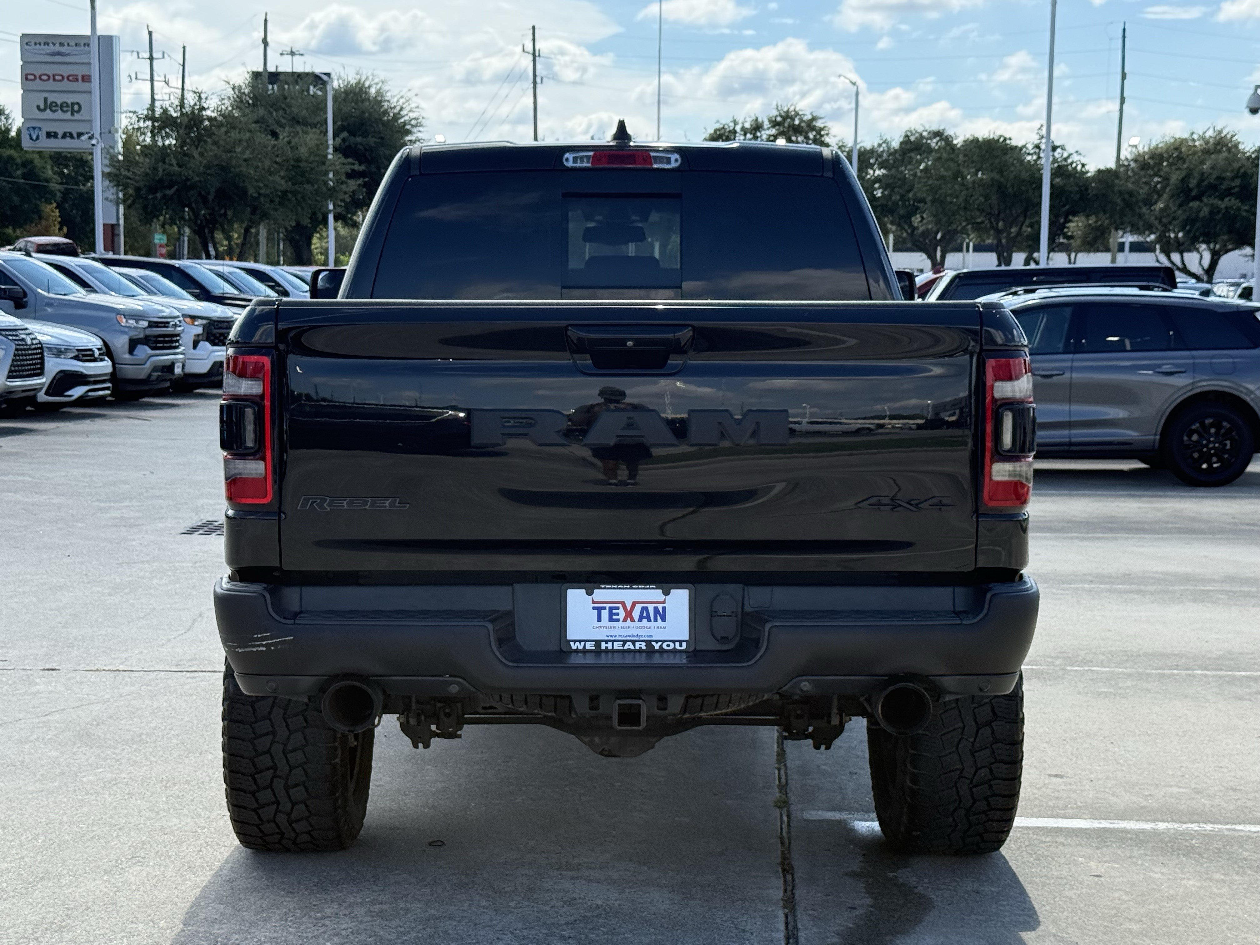 Used 2019 RAM 1500 Rebel w/ Rebel Level 2 Equipment Group AWD/4WD image 6