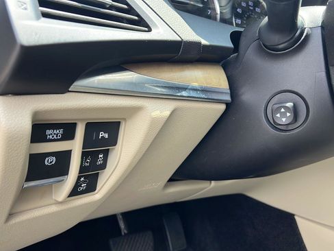 Used 2020 Acura MDX FWD w/ Technology Package image 14