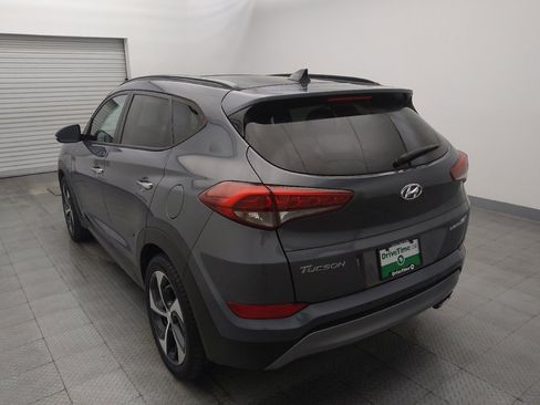 Used 2016 Hyundai Tucson Limited w/ Option Group 03 FWD image 5