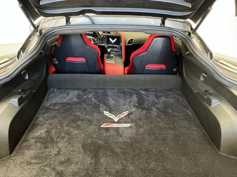 Used 2015 Chevrolet Corvette Z06 w/ 3LZ Preferred Equipment Group RWD image 6