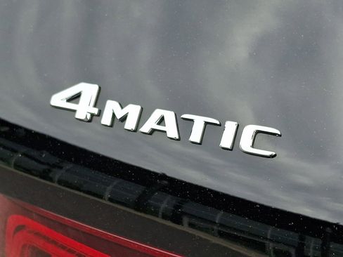 Used 2022 Mercedes-Benz GLC 300 4MATIC image 33