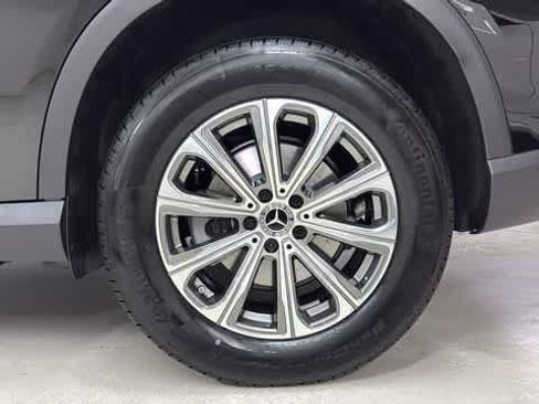Certified 2026 Mercedes-Benz GLC 300 4MATIC image 11