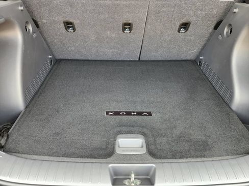 Used 2024 Hyundai Kona SE FWD image 34