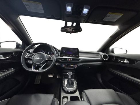 Used 2024 Kia Forte GT-Line w/ GT-Line Premium Package image 17