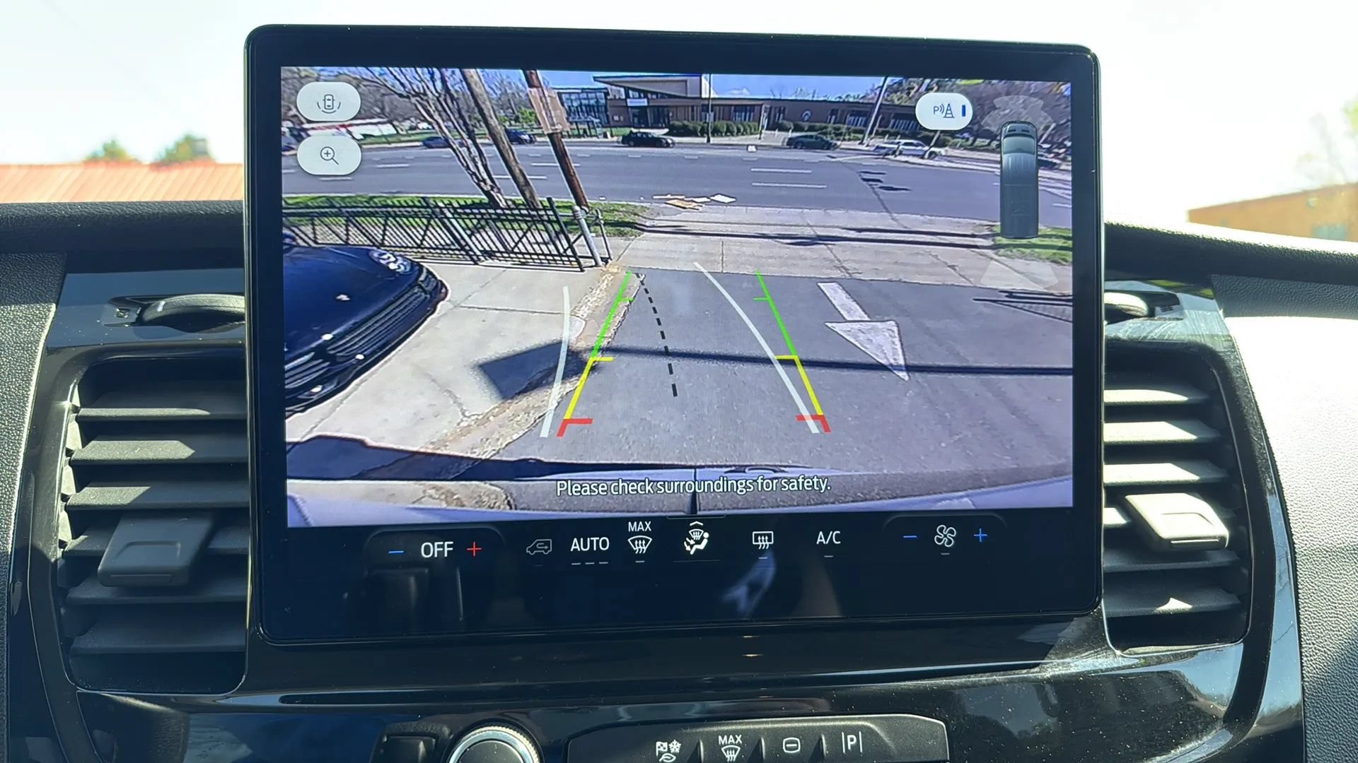 Used 2025 Ford Transit 350 XLT RWD image 20