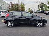 Used 2019 Ford Fiesta SE image 4