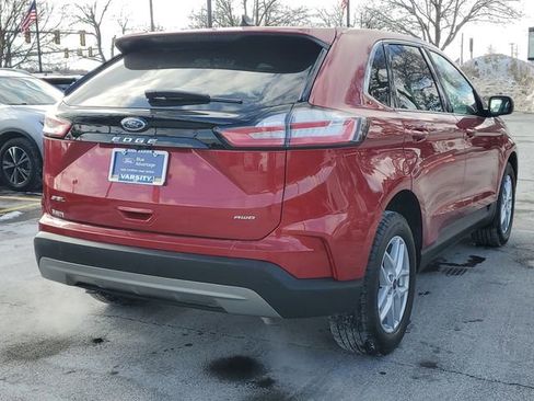 Certified 2024 Ford Edge SEL w/ Convenience Package image 4