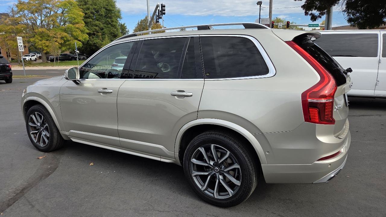 Used 2016 Volvo XC90 T6 Momentum w/ Momentum Plus Package AWD/4WD image 12