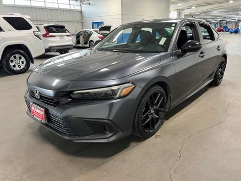 Used 2024 Honda Civic Sport image 7