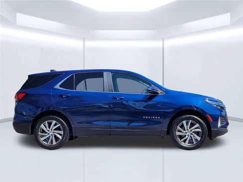 Used 2022 Chevrolet Equinox LT AWD/4WD image 3