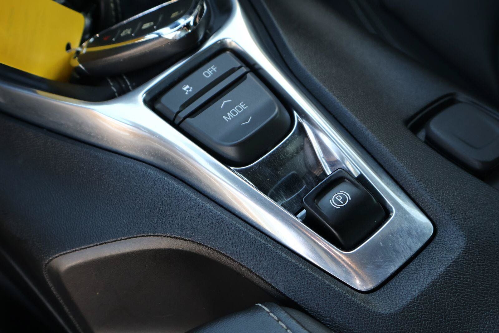 Used 2018 Chevrolet Camaro LT RWD image 24