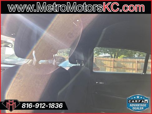 Used 2013 Chrysler 200 Touring image 29