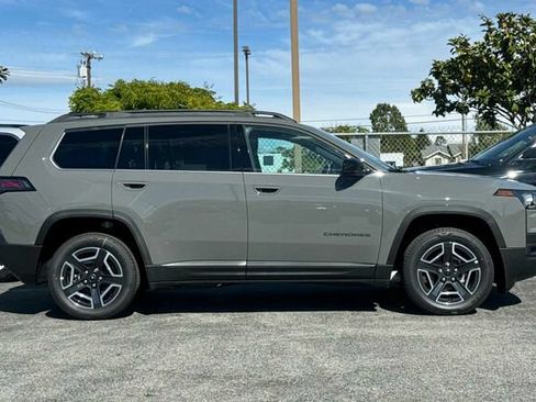 New 2026 Jeep Cherokee Limited AWD/4WD image 3