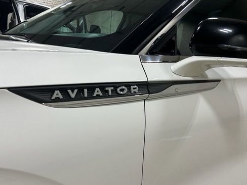 Used 2021 Lincoln Aviator Reserve w/ Elements Package Plus AWD/4WD image 31