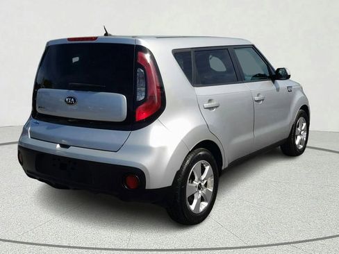 Used 2018 Kia Soul Base image 6