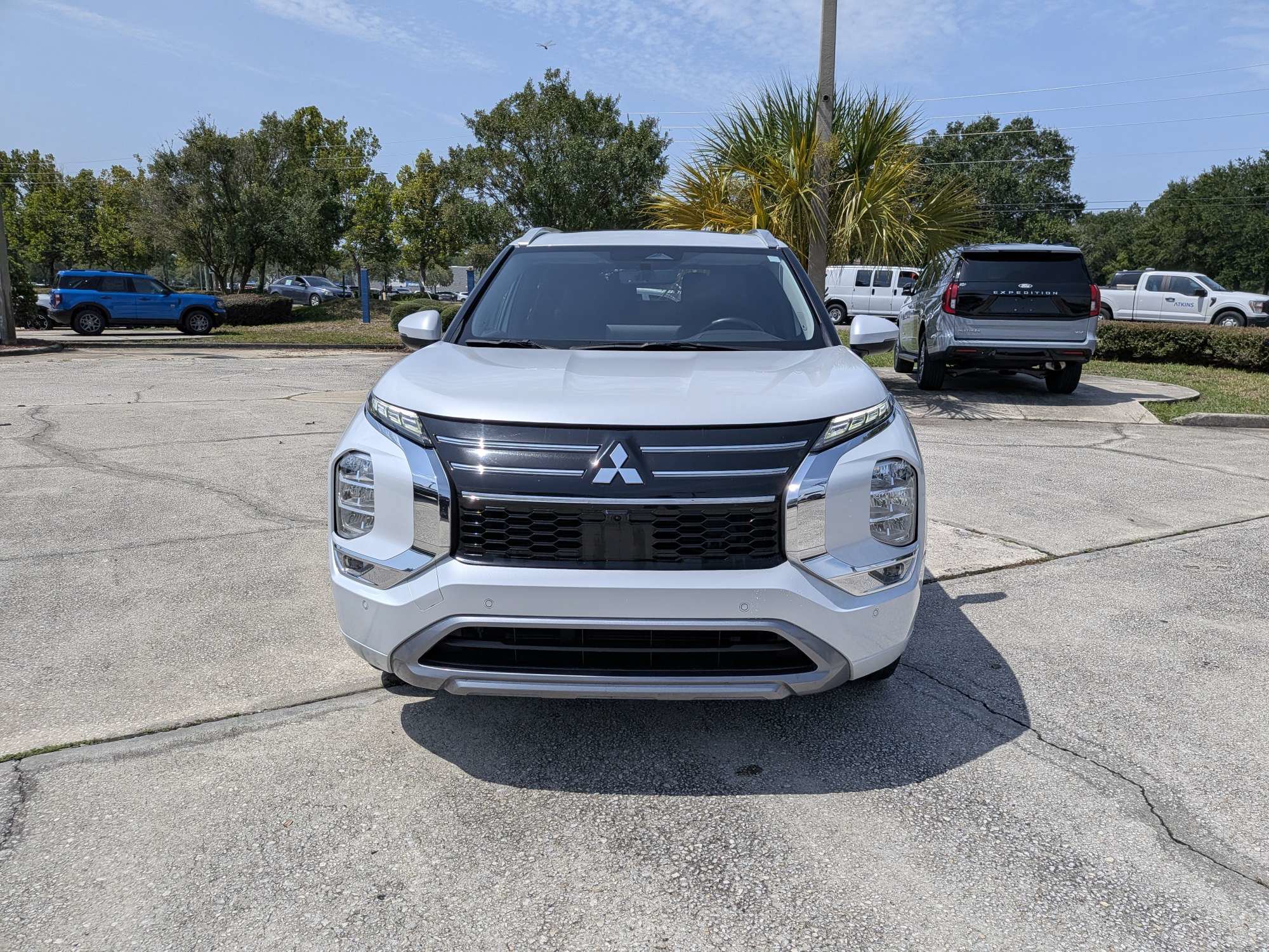 Used 2025 Mitsubishi Outlander SEL FWD image 9