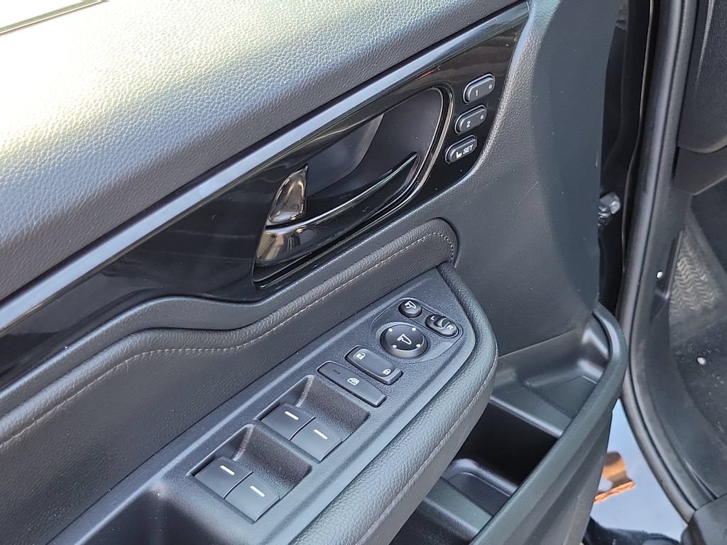 Used 2023 Honda Odyssey Elite image 7