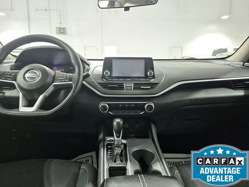 Used 2022 Nissan Altima 2.5 S FWD image 28
