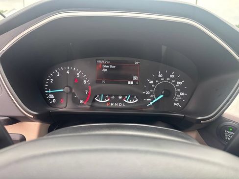 Used 2022 Ford Escape SE w/ Convenience Package FWD image 32