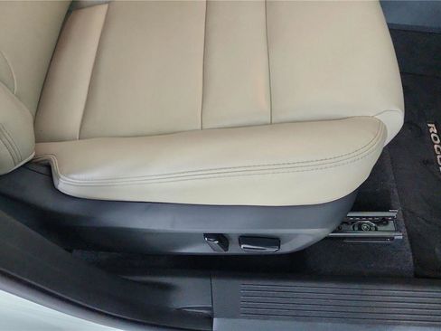 Certified 2023 Nissan Rogue SL w/ SL Premium Package image 38